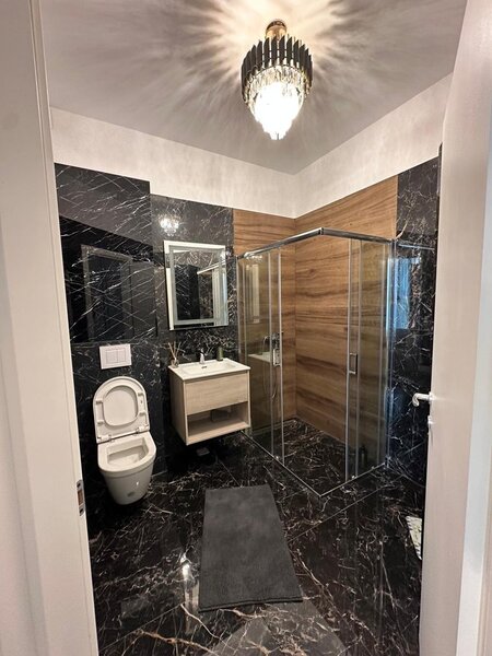 Pipera, penthouse exclusivist cu terasa de 200 mp.